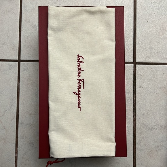 Salvatore Ferragamo flats - Picture 6 of 6